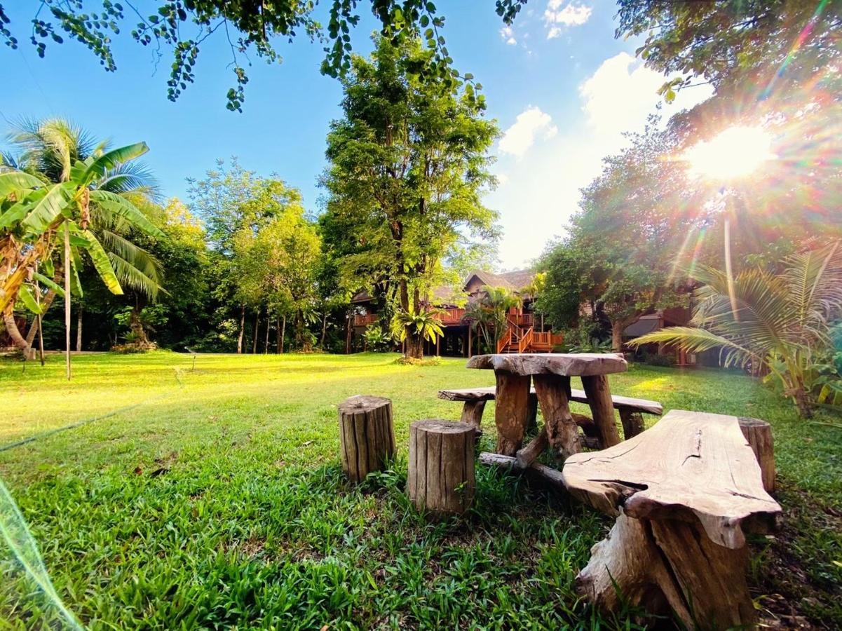 Sak-Ka-Ya  Hotel แม่สอด ภายนอก รูปภาพ