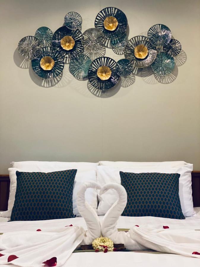 Sak-Ka-Ya  Hotel แม่สอด ภายนอก รูปภาพ