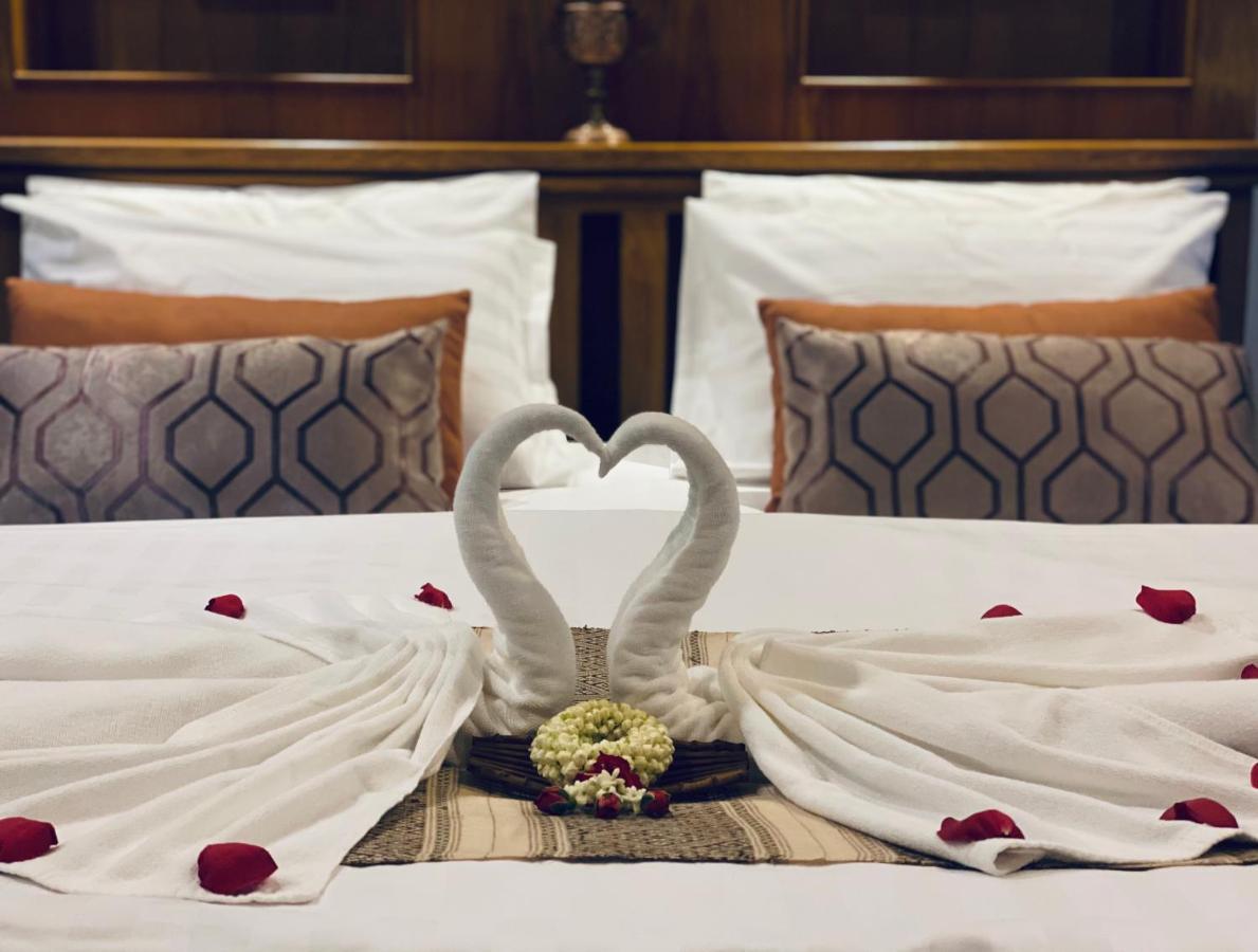 Sak-Ka-Ya  Hotel แม่สอด ภายนอก รูปภาพ